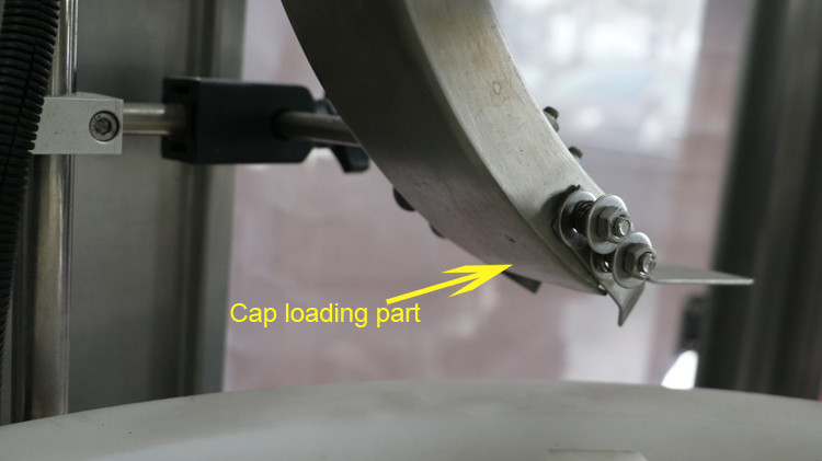 500ml runde Flaschenabfüllmaschine mit Kappendichtung und Sternradlauf